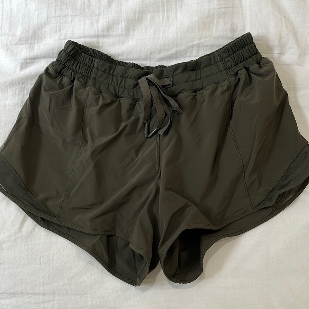 LULULEMON HOTTY HOT SHORTS